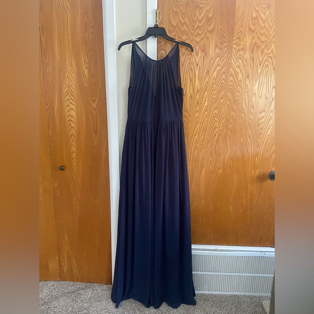 Formal dress / bridesmaids dress
